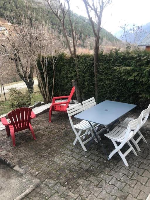 Appartement Rez De Jardin Montee De L'Alpe D'Huez La Garde  Екстериор снимка