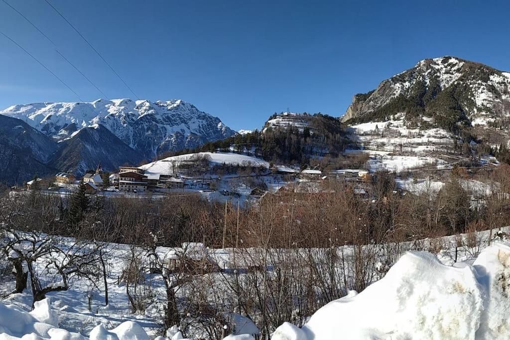 Appartement Rez De Jardin Montee De L'Alpe D'Huez La Garde  Екстериор снимка
