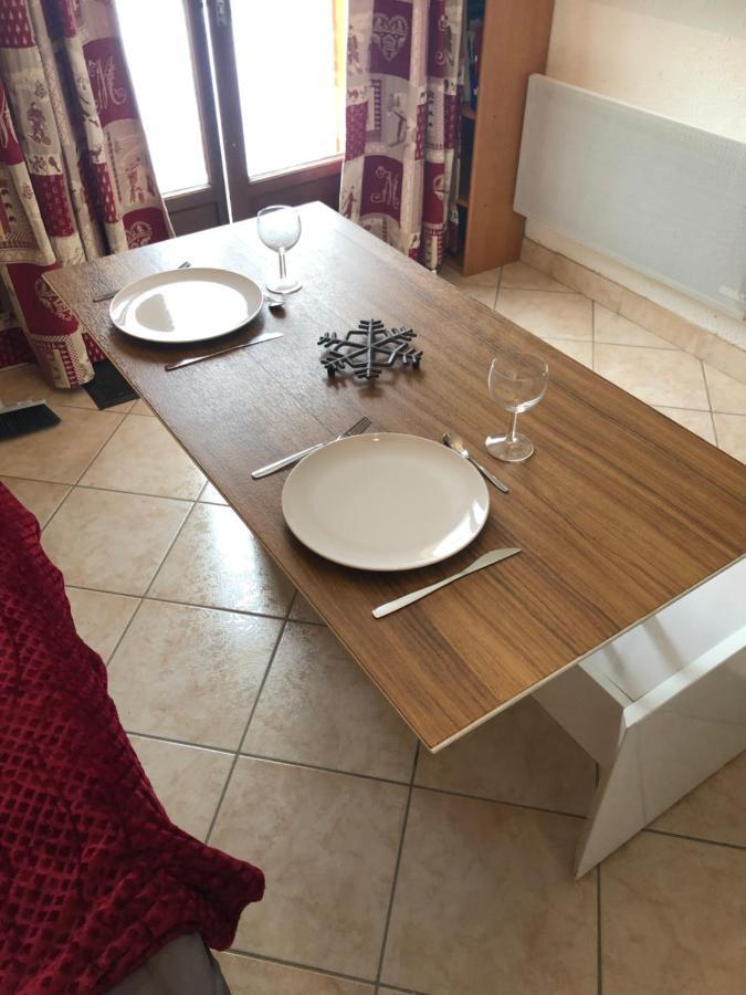 Appartement Rez De Jardin Montee De L'Alpe D'Huez La Garde  Екстериор снимка