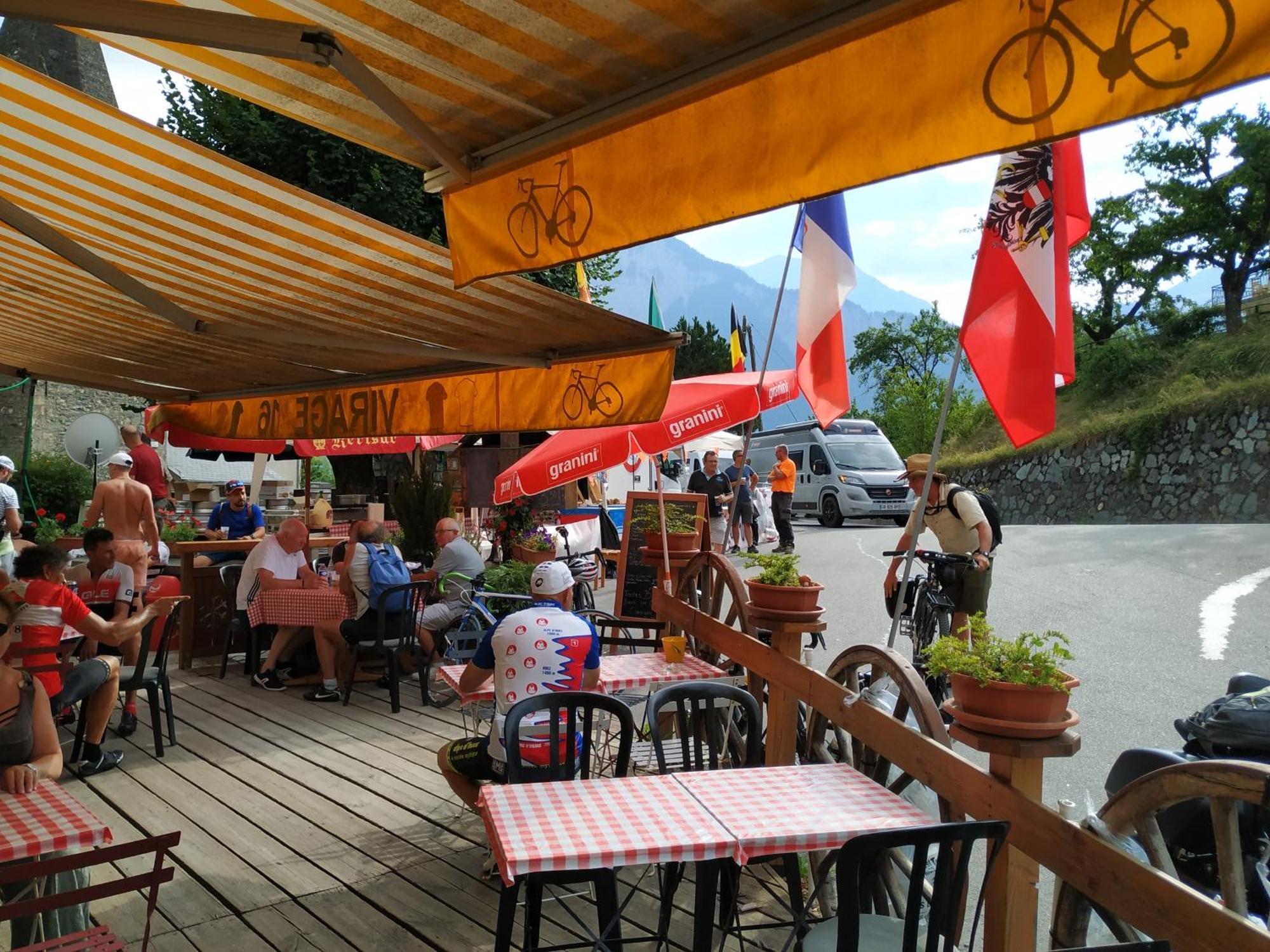 Appartement Rez De Jardin Montee De L'Alpe D'Huez La Garde  Екстериор снимка